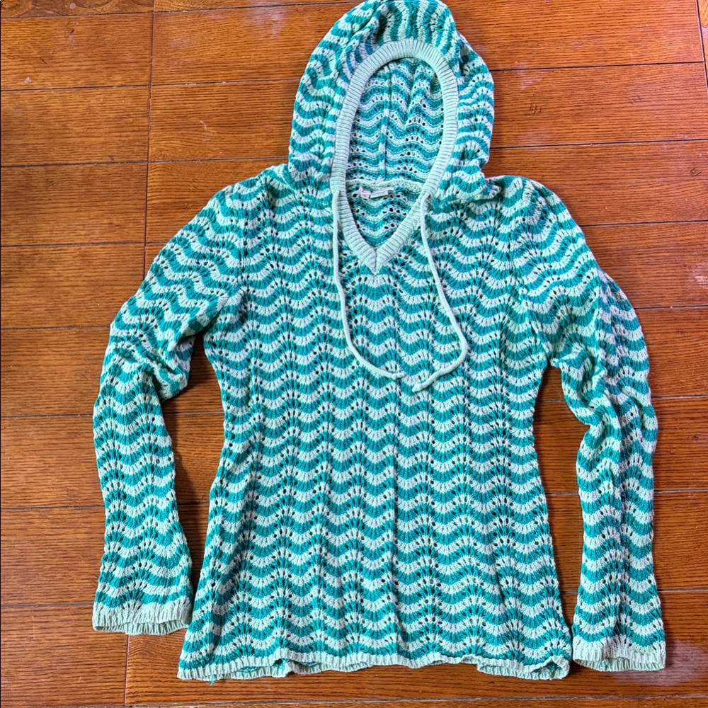 Royal Robbins Green and White Women's Sweater
